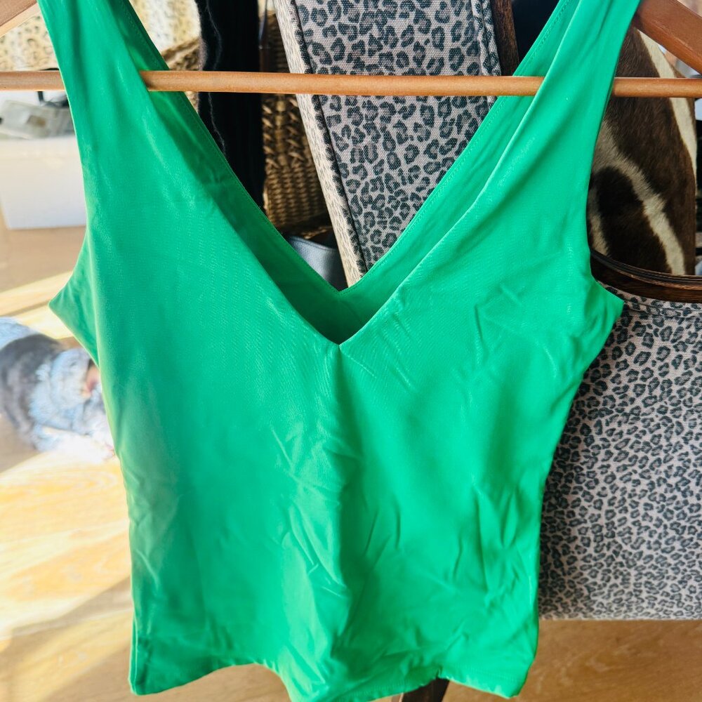 Tank top - Picture 2 of 2